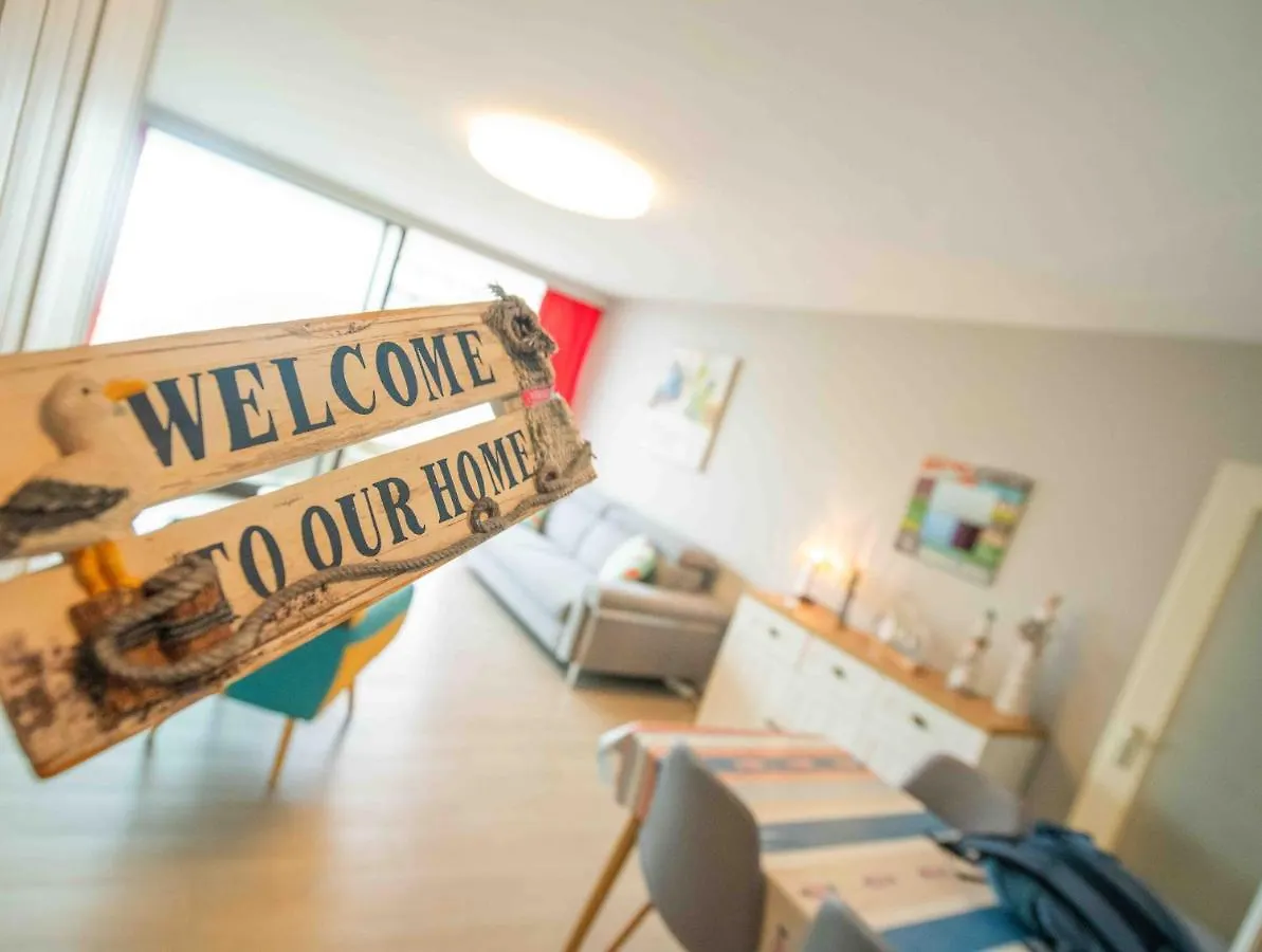 Apartment The Beach House Ostend