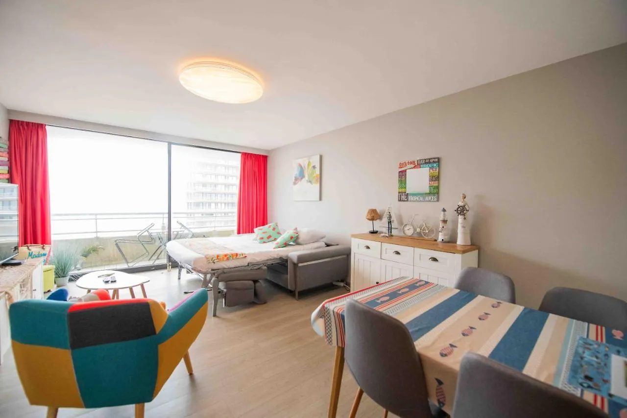 The Beach House Ostend Apartment